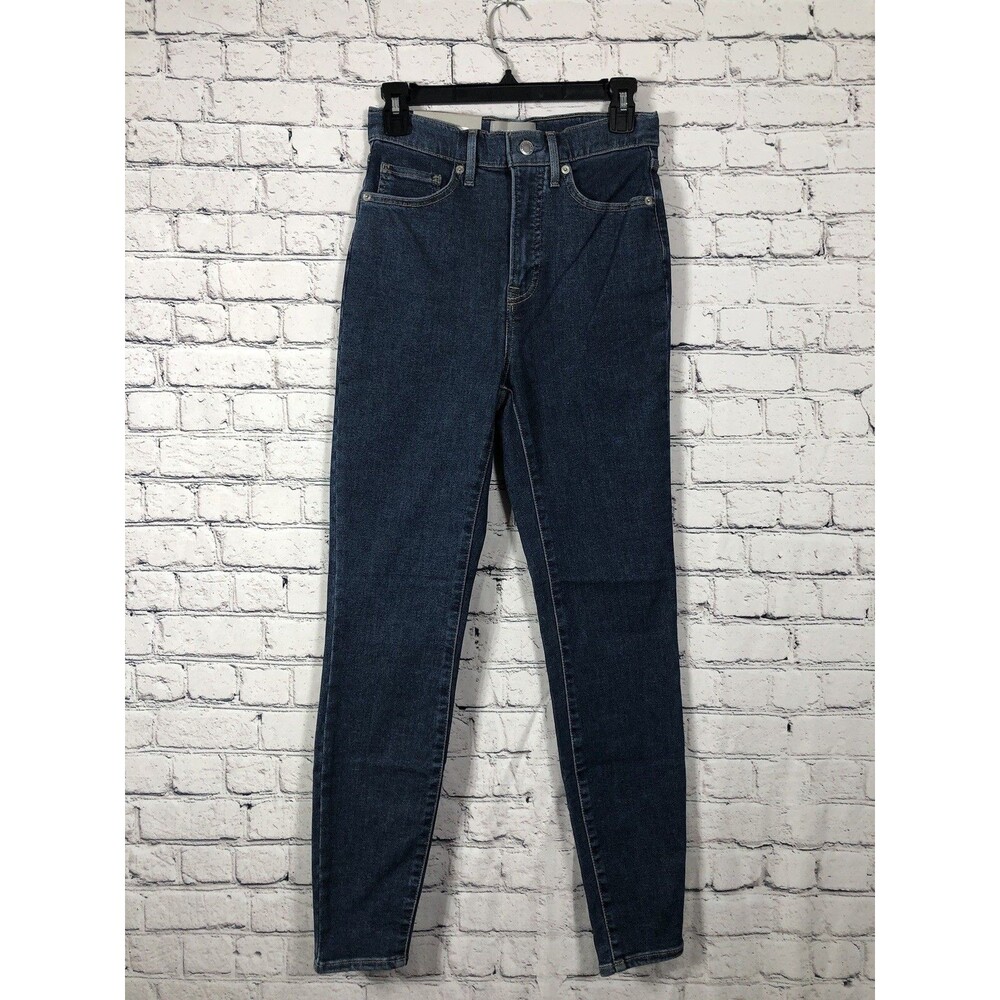 Everlane Women’s Way-High Skinny Jean in a dark wash‎ color Size 26